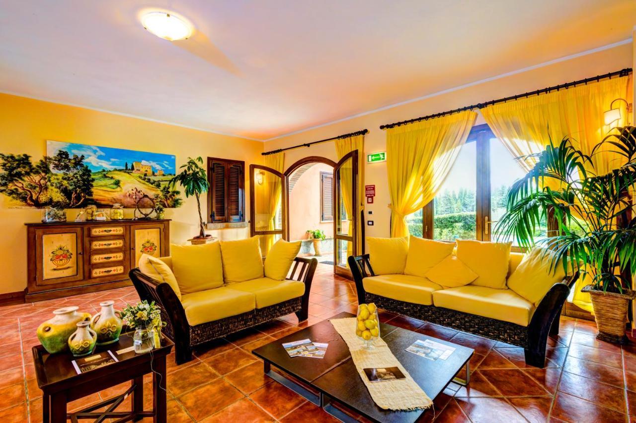 Palazzo Vittoria Hotel Massa Marittima Bagian luar foto