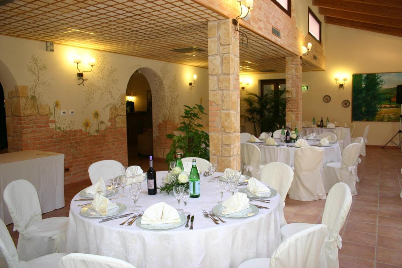 Palazzo Vittoria Hotel Massa Marittima Bagian luar foto
